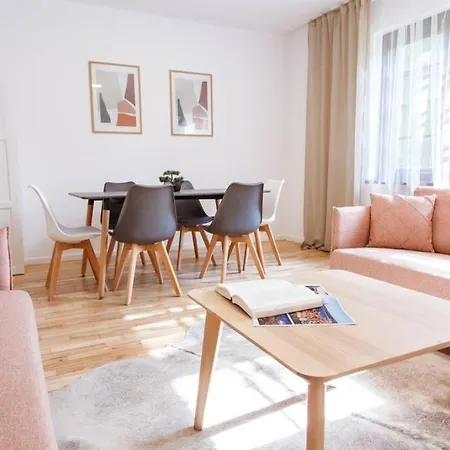 Old Tenement Sowinskiego * גדנסק